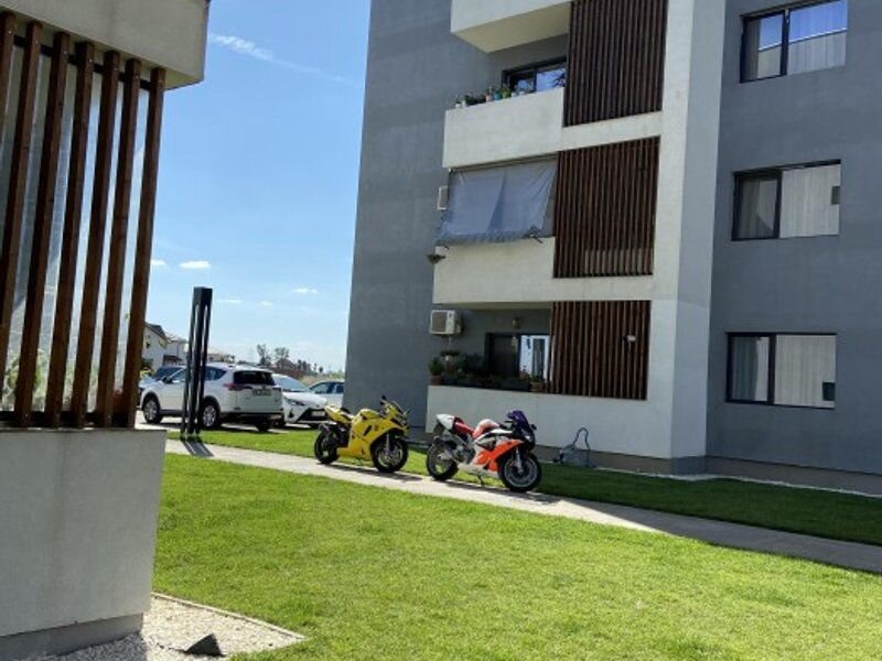 Cernica, apartament 2 camere, bloc finalizat, parcare gratis.